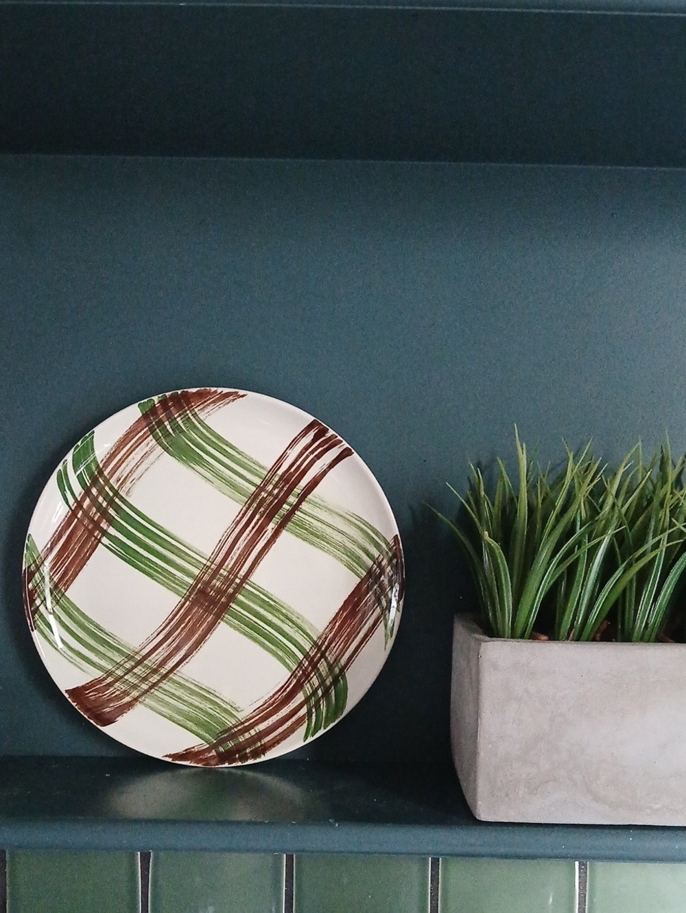 Stetson Vintage Dinner Plate with Green and Brown Brushstroke Design